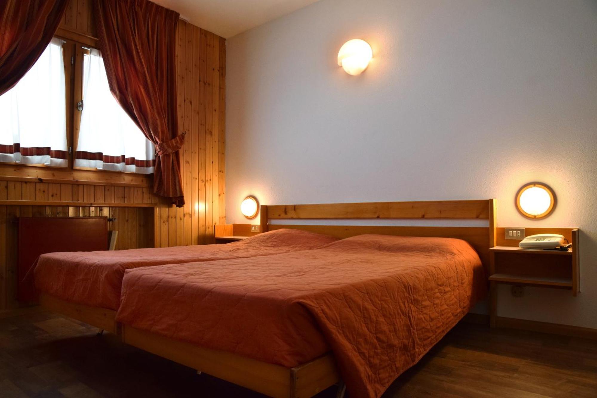 Hostel San Matteo ซานตา กาเตรีนา วัลฟูร์วา ภายนอก รูปภาพ